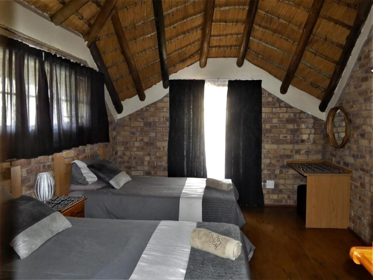 Weltevrede Lodge - Self Catering Houses มาร์ลอทพาร์ค ห้อง รูปภาพ